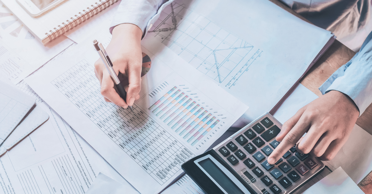 Wie und warum man einen Finanzplan für ein Unternehmen erstellt